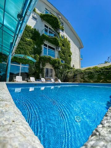 Комната 20 м², 1/3 эт.