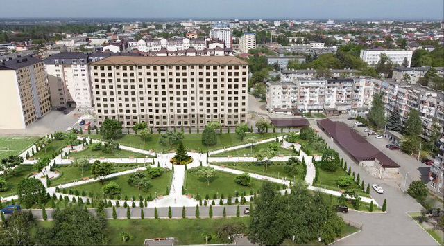 3-к. квартира, 122,5 м², 2/10 эт.