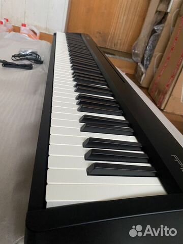 Roland FP30x WH/ FP10 BK цифровое фортепиано