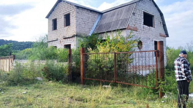 Дом 450 м² на участке 9 сот.