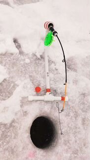 Удочка для зимней рыбалки самоподсекающая