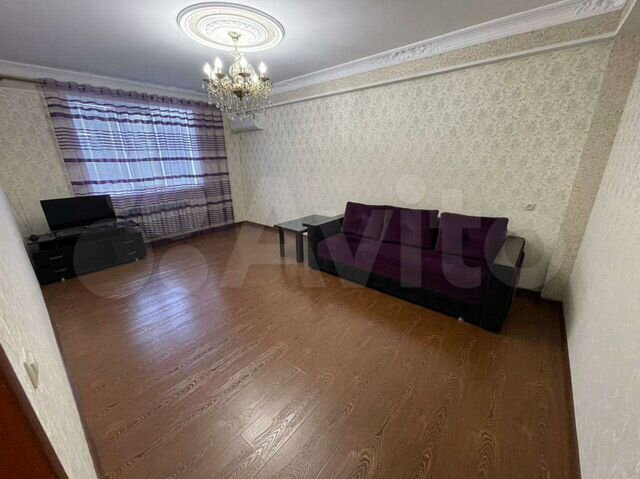 3-к. квартира, 120 м², 2/9 эт.