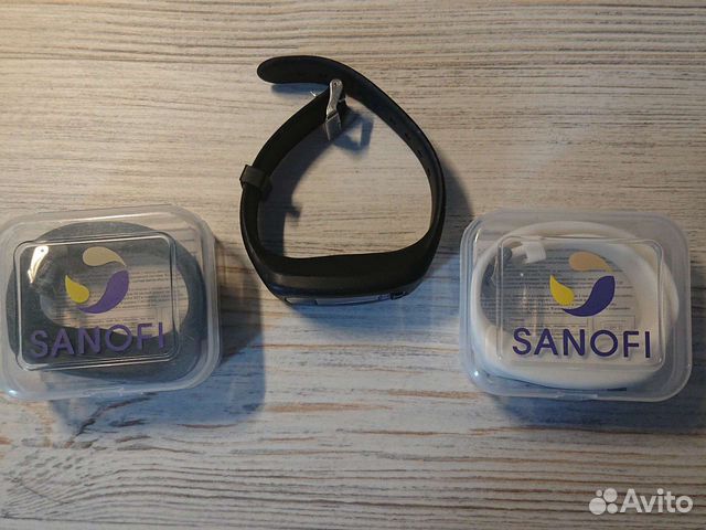 Фитнес браслет