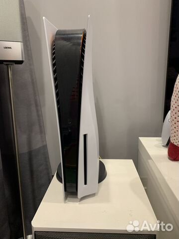 Sony PlayStation 5 + 2 игры