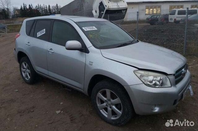 Toyota Rav 4 III 2008 г по частям