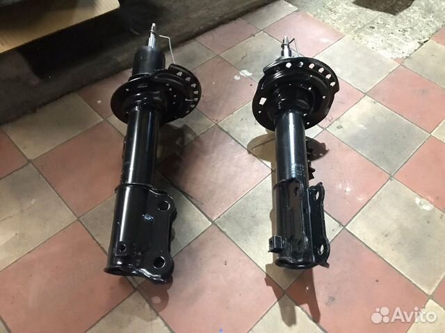 Амортизатор передний Hyundai Creta