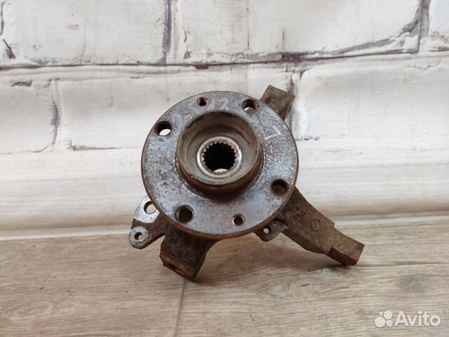 Кулак поворотный передний левый Albea Альбеа