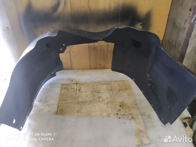 Подкрылок перед левый Chevrolet Tahoe 3