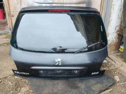 Крышка багажника peugeot 206