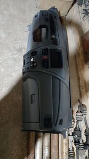 Торпедо с подушкой Suzuki Liana 2001 г.в