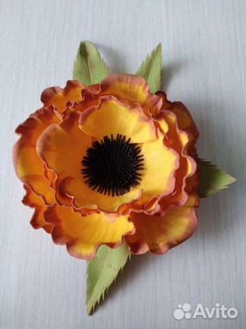 Брошь ручной работы из фоамирана