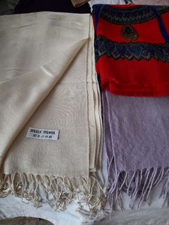 Платки, палантины и шарфы новые и б/у,ткань -шифон