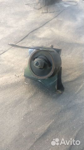 Подушка двс Toyota Corona Premio, правая AT211, 7A