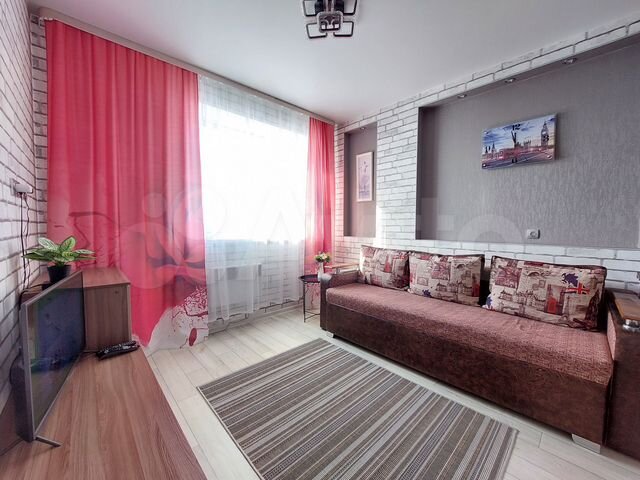 2-к. квартира, 40 м², 8/12 эт.
