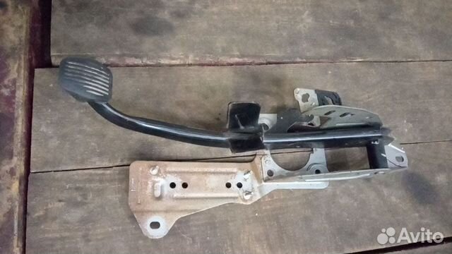 Педаль тормоза ford focus 2