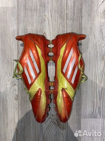 Футбольные бутсы adidas f50