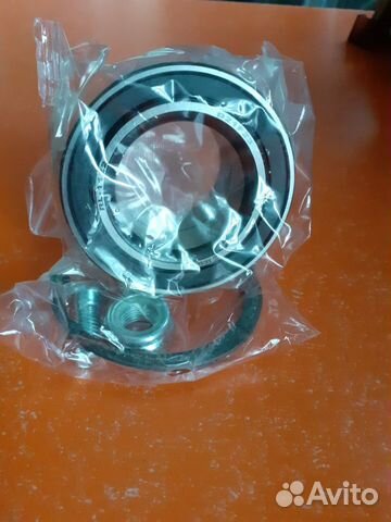 Подшипник ступицы Volkswagen Transporter T4