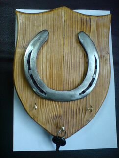 Ключница N5 с подковой на удачу малая