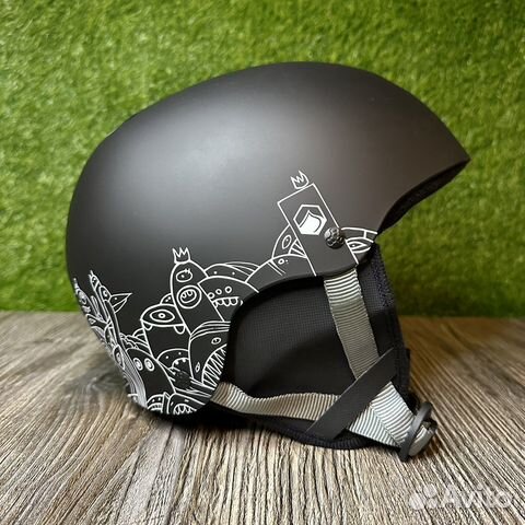 Шлем Liquid Force Flash black