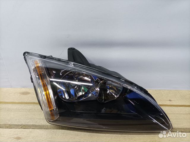 Фара правая Ford Focus 2 2004-2011