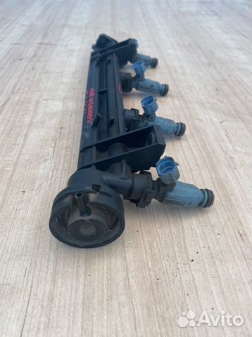 Топливная рампа Hyundai Sonata G4JP 2005