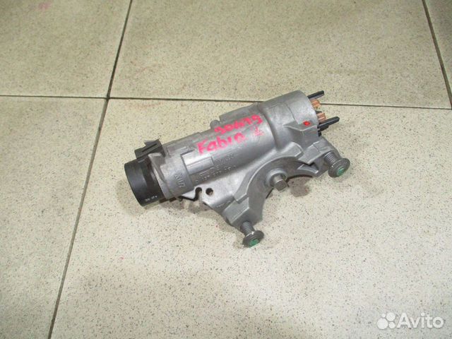 Замок зажигания Skoda Fabia II (5J) 2007-2014