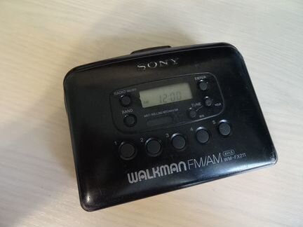 Кассетный плеер Sony Walkman WM-FX211