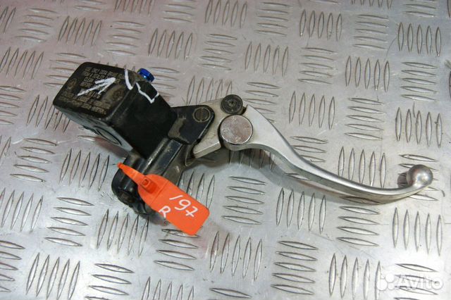 Машинка тормозная передняя Suzuki GSX-R1100