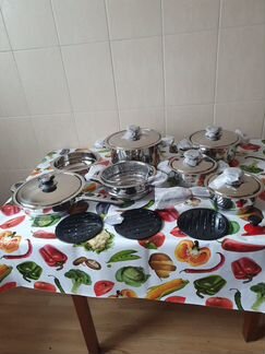 Посуда набор 19 предметов.Фирма Munchenhaus.Новая