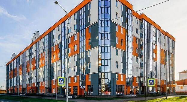 2-к. квартира, 65 м², 1/8 эт.