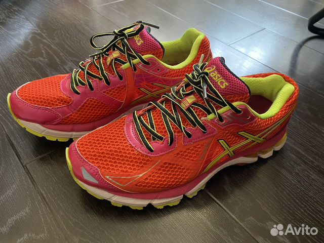 Кроссовки Asics