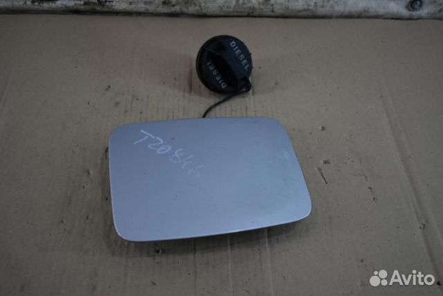 Лючок бензобака Kia Sorento 1 поколение D4CB 2002