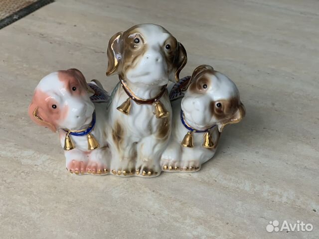 Статуэтка собаки