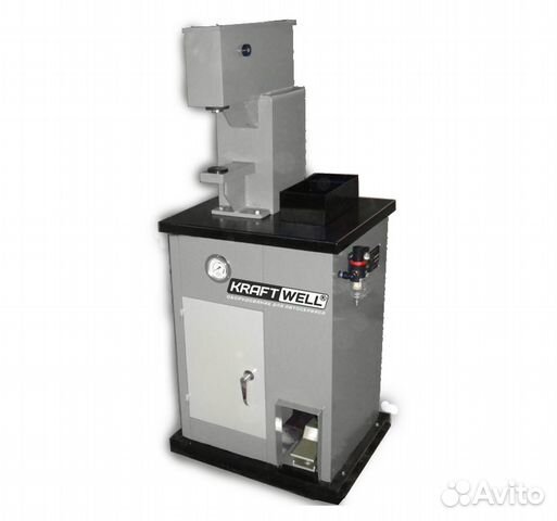 Станок для клепки тормозных колодок