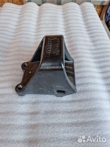 Кронштейн крепления рессоры