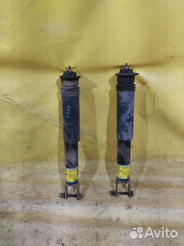 Амортизатор задний Cadillac SRX 2003-2009