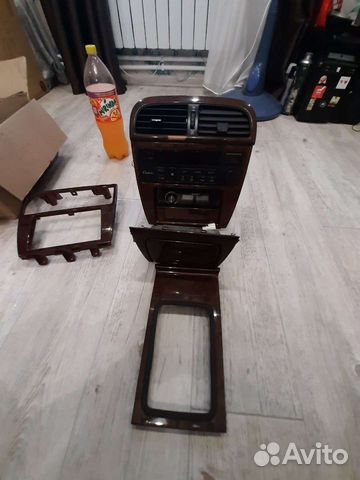 Центральная консоль Cedric/Gloria Y33