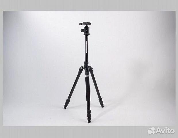 Штатив профессиональный с шаровой головой (1,5м)