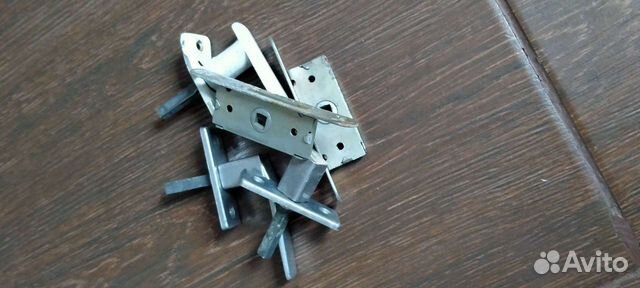 Завертка для рам