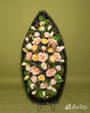 Ритуальные венки.Корзины.Венок на похороны