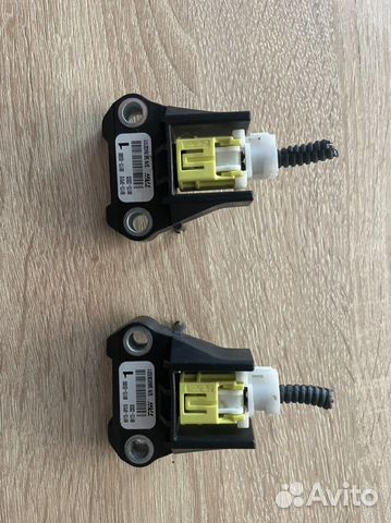 Датчики удара передние Lexus is250