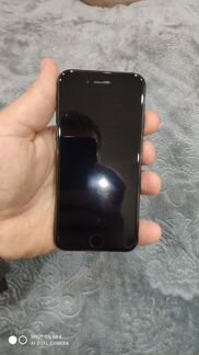 Телефон iPhone 7 Jet Black 32Gb