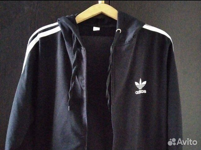 Спортивный костюм adidas