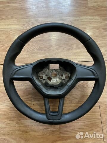 Руль на skoda rapid 2018г