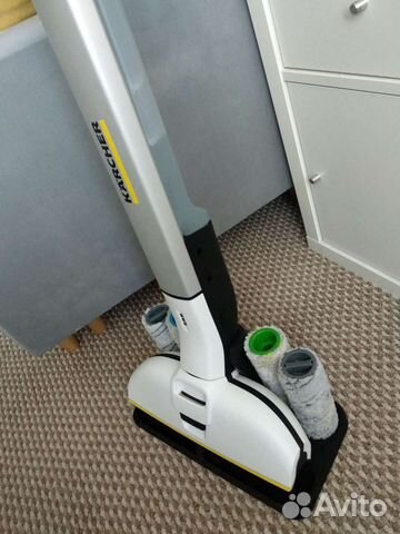 Беспроводная швабра для влажной уборки Karcher FC3