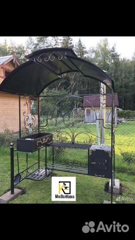 Мангал с крышей и печью для казана