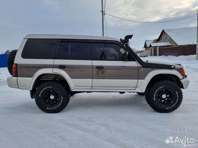 Mitsubishi Pajero 3.0 AT, 1992, 329 000 км