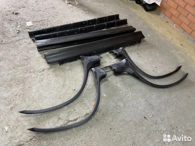 BMW X5 E53 пластиковые пороги и накладки на арки