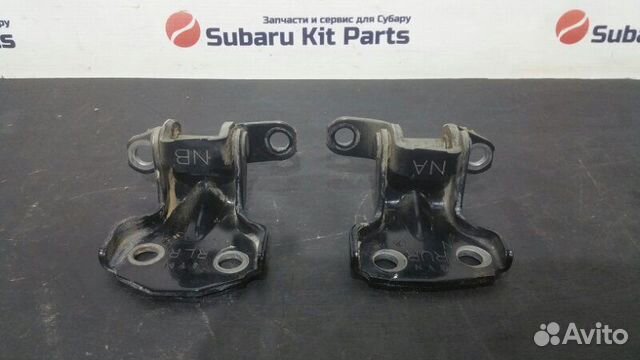 Петля двери задняя правая Subaru Forester SG