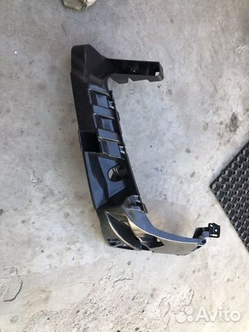 Mercedes ML166 рамка крепления фары лев